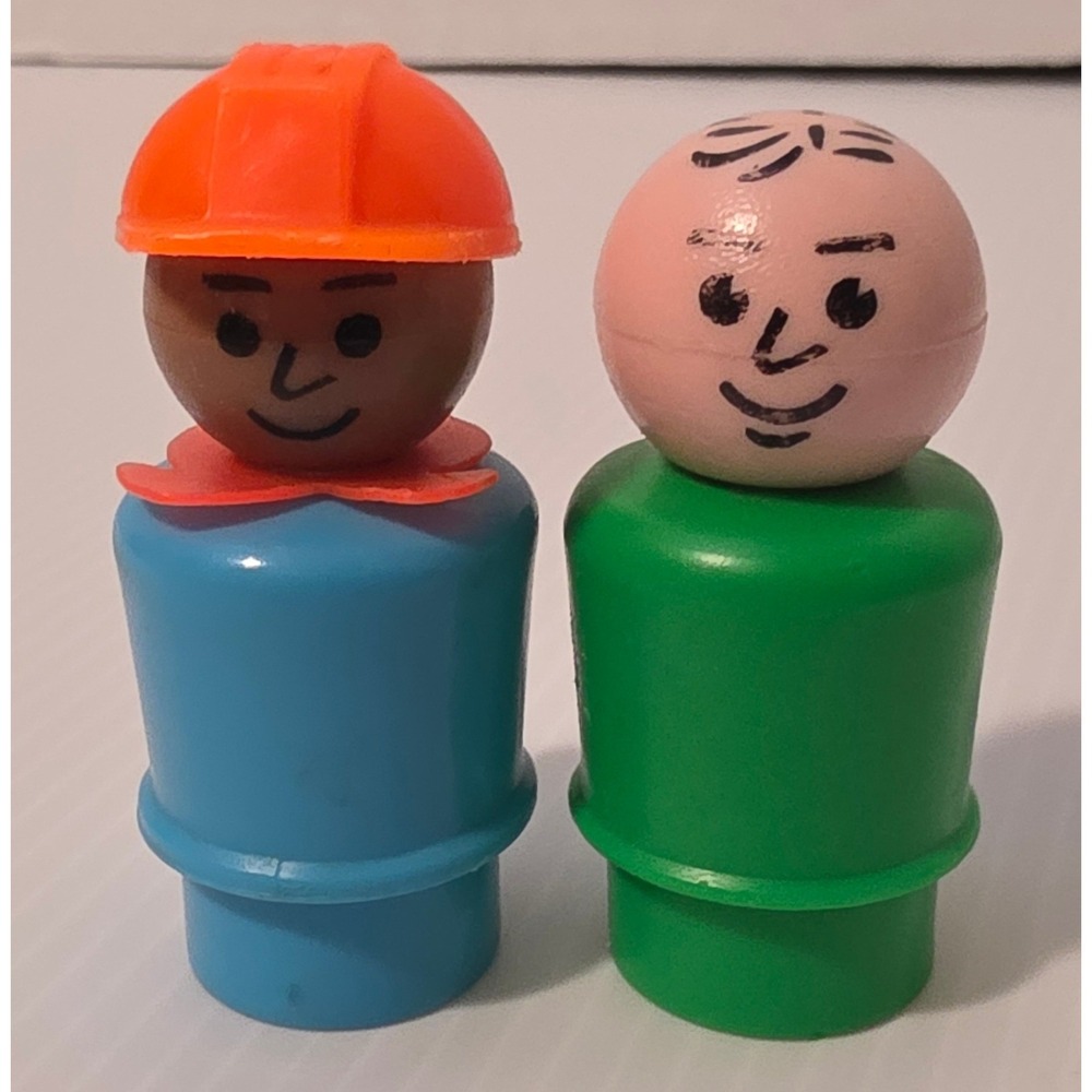 Fisher Price Little People 2pc Blue Green Fair Vintage Figures